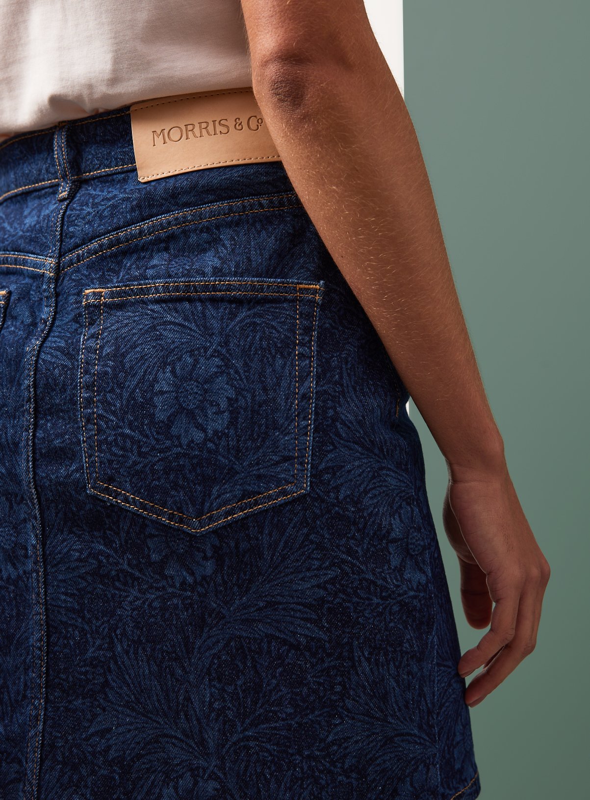 Tu x Morris & Co. Blue Floral Denim Print Mini Skirt 12 - Image 3 thumbnail